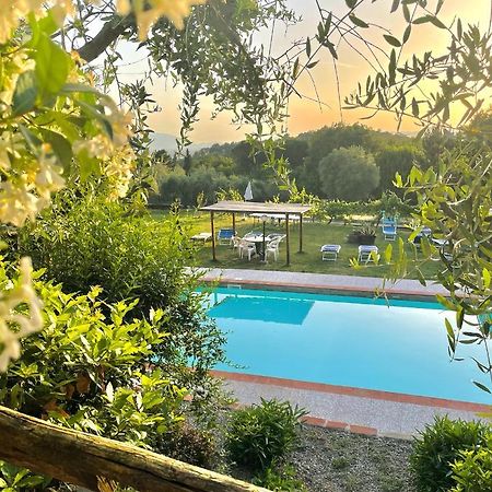 B&B Alloro Капанари Екстериор снимка