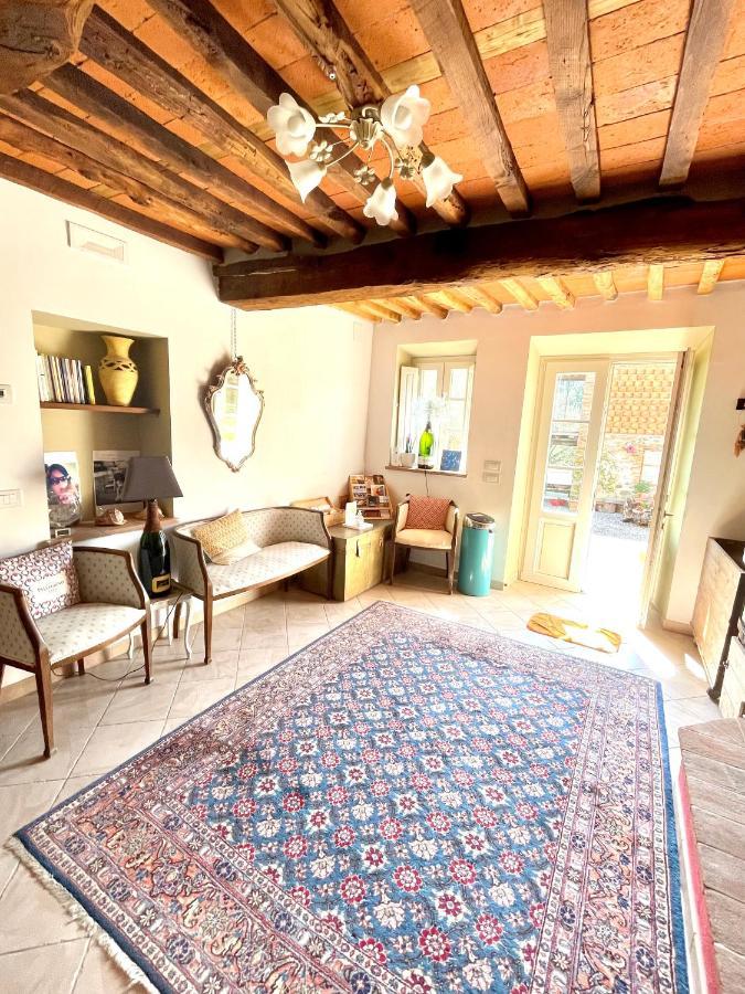 B&B Alloro Капанари Екстериор снимка