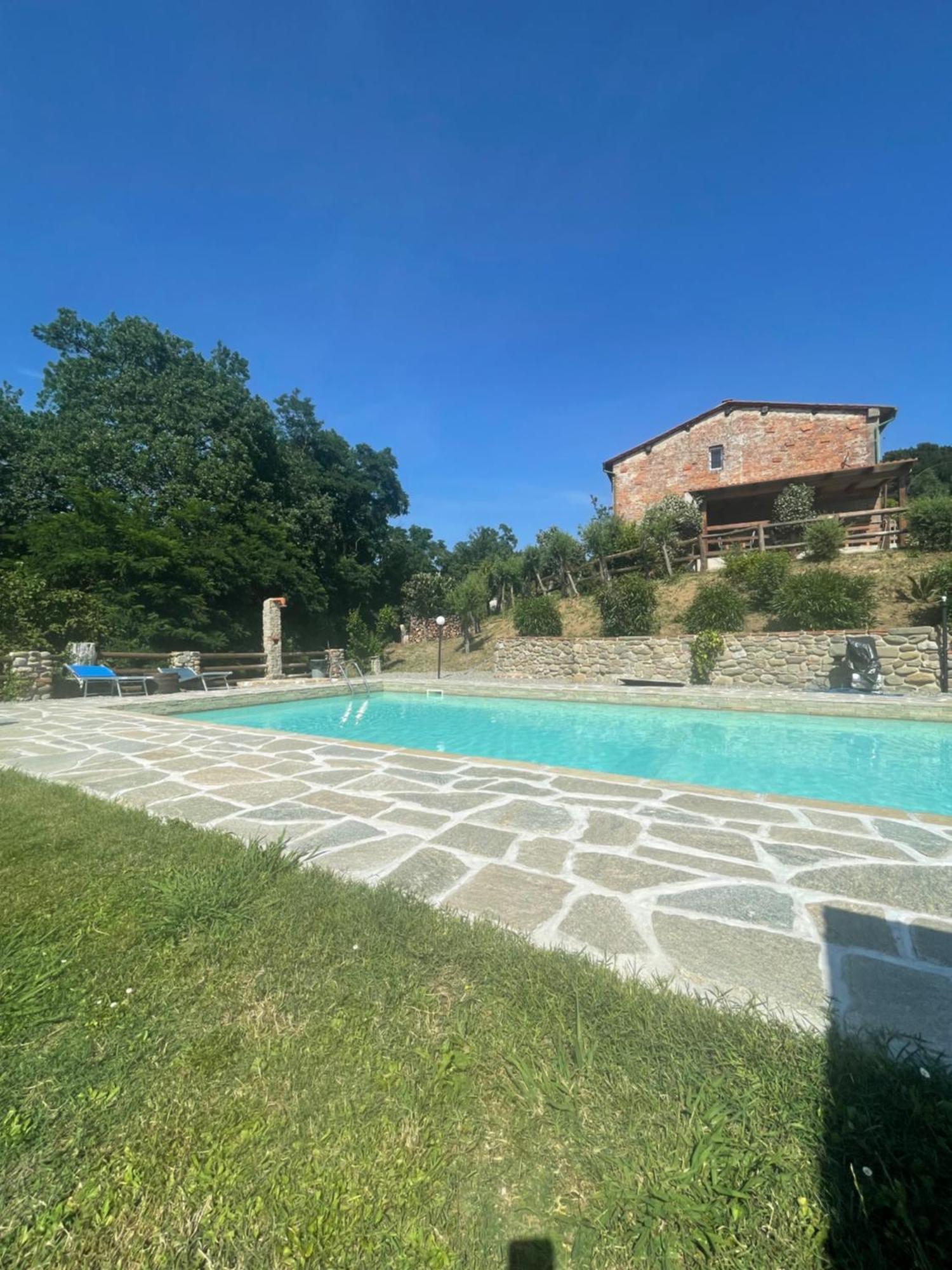 B&B Alloro Капанари Екстериор снимка