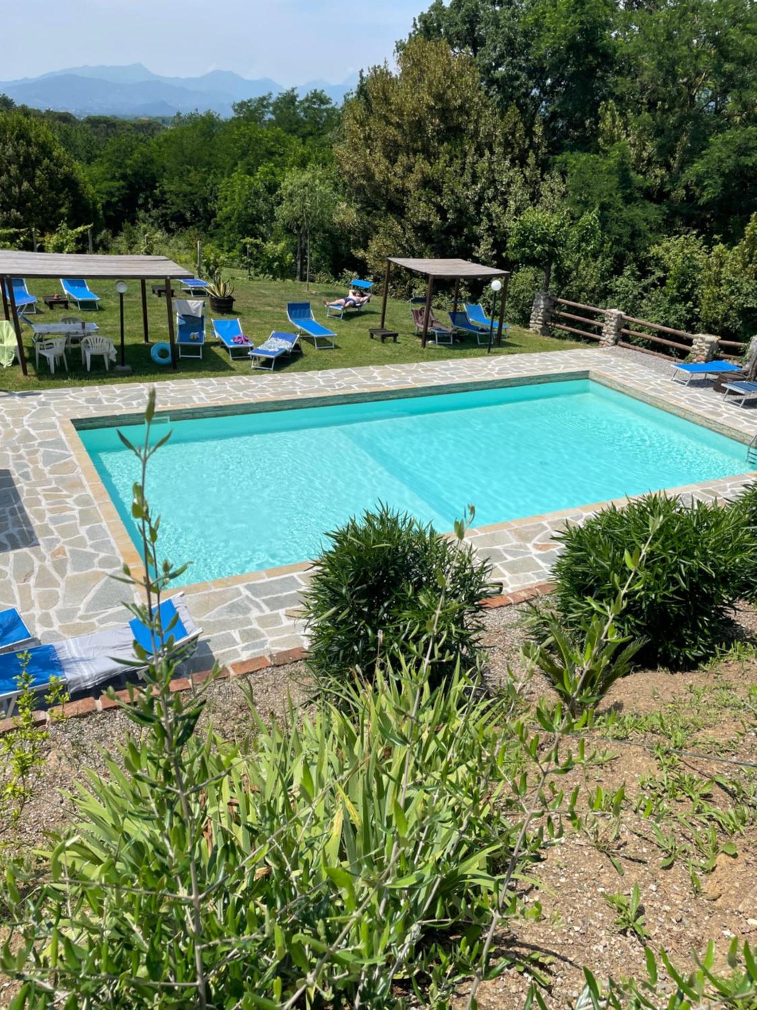 B&B Alloro Капанари Екстериор снимка